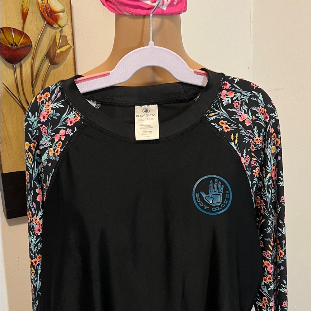 🫶❣️BODY GLOVE RASH GUARD